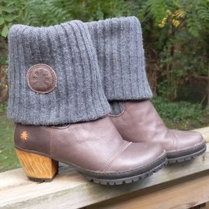 The *Art Company Ankle Boots